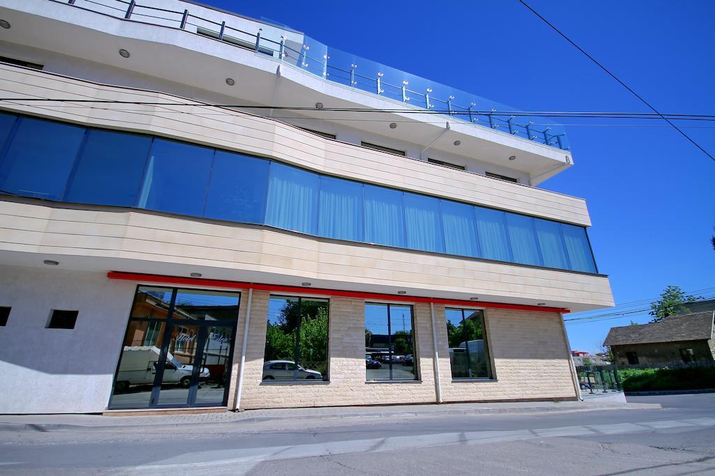 Hotel Eden Tulcea Ngoại thất bức ảnh