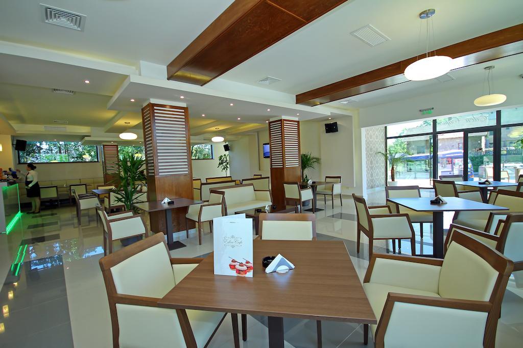 Hotel Eden Tulcea Ngoại thất bức ảnh